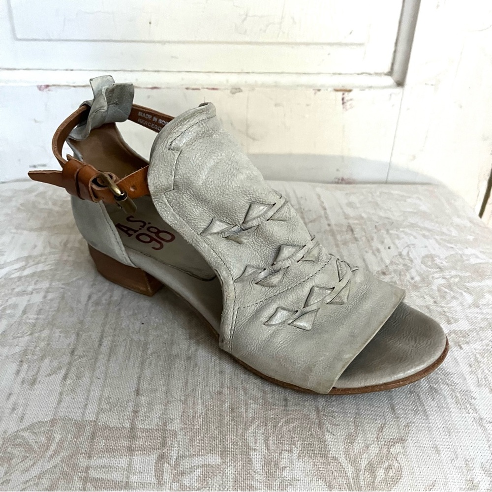 A.S.98 Leather Cutout Sandals 36